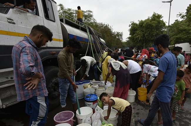 印度一邦超300人饮水后患病 官员:与供水点被污染有关